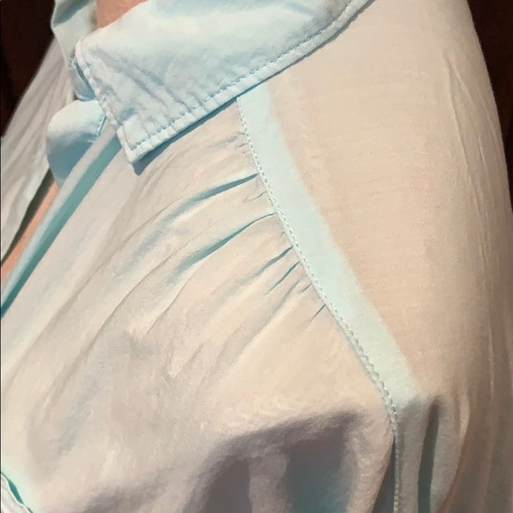 Light breezy Aeropostale button down top - Picture 4 of 8